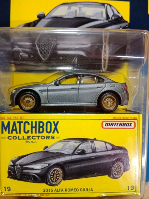 Matchbox Collectors - 2016 Alfa Romeo Giulia (19/20)