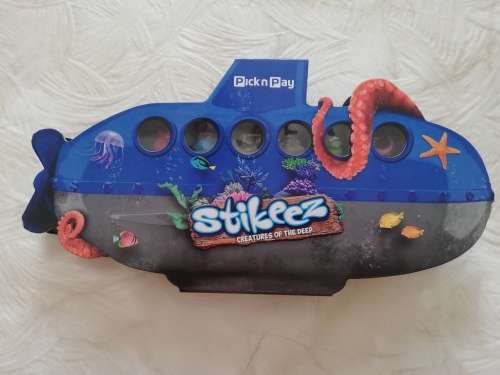 Stikeez