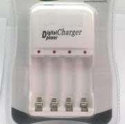 DIGITAL NICD - NiMH BATTERY CHARGER for AA and AAA Rechargeable Batteries