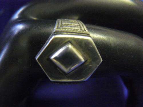 SILVER SIGNET RING DETAILED TESTED SILVER