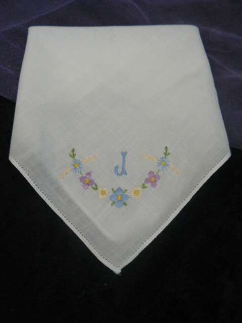 HANKIE COTTON LETTER J