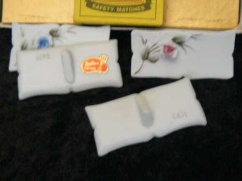 PORCELAIN FINE HAND MADE PLACE NAME SIGNS SET BOXED
