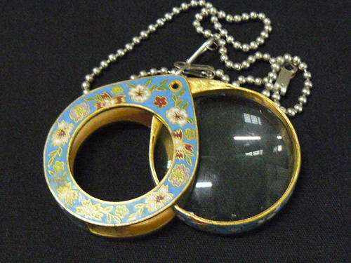 MAGNIFYING GLASS CLOUSONE A MUST HAVE FOR ANY COLLECTOR @@@@@!!!!!@@@@@