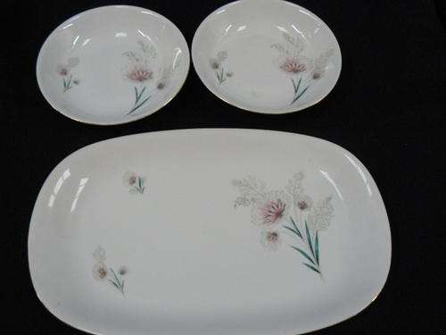 2 BEAUTIFULL SOUP PLATES AND LARGE SERVING DISH HERTEL JACOB BAVARIA GERMANY