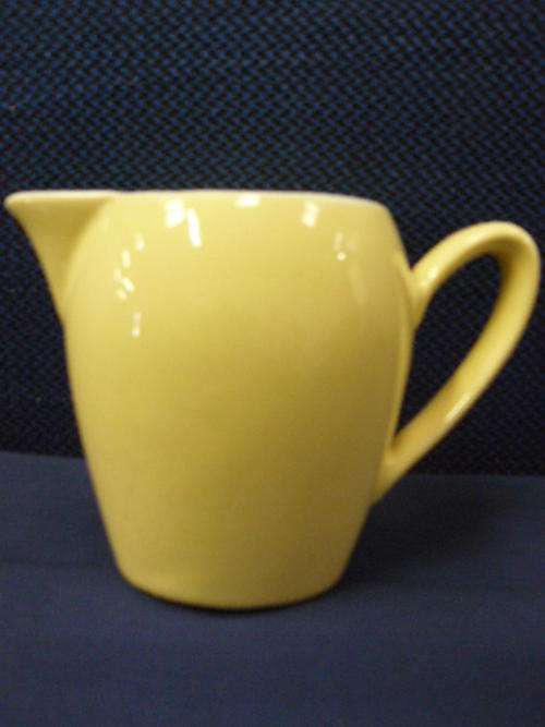 COLLECTABLE  CERAMIC JUG 11 CM ART DECO?