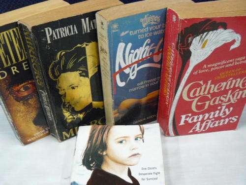 MIXED LOT OF NOVELS