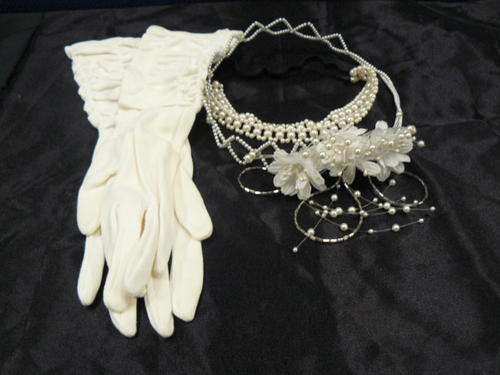 VINTAGE LIKE ITEMS FOR THE BRIDE?