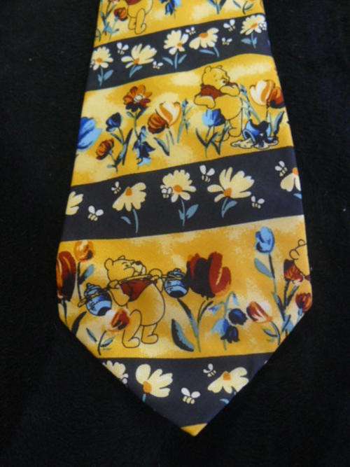 PURE SILK TIE SO CUTE PHOOO BEAR