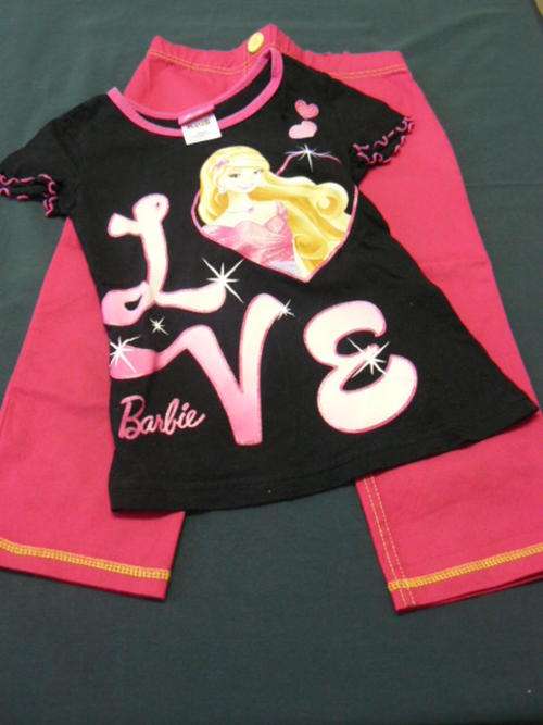 BARBIE T SHIRT ND HOT PINK PANTS 4-6