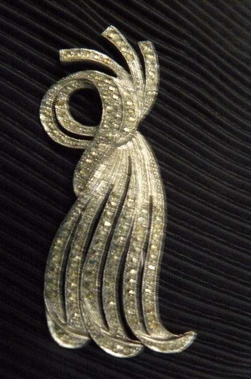VINTAGE MARCAZITE BROOCH