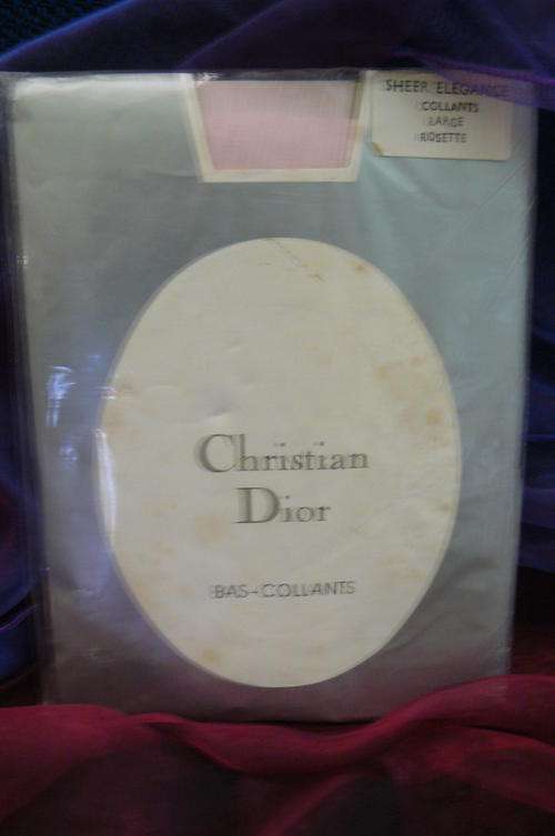 VINTAGE LIKE STOCKINGS CHRISTIAN DIOR SHEER ELEGANCE LARGE ROSETTE