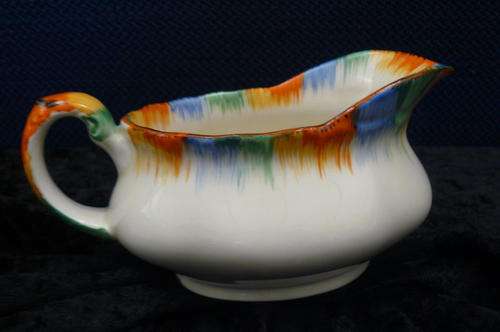 GRINDLEY CHAMELEON PATTERN HAND PAINTED GRAVY JUG REDUCED !!!!!!!