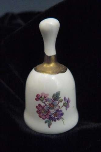 THIMBLE SIZE PORCELAIN BELL