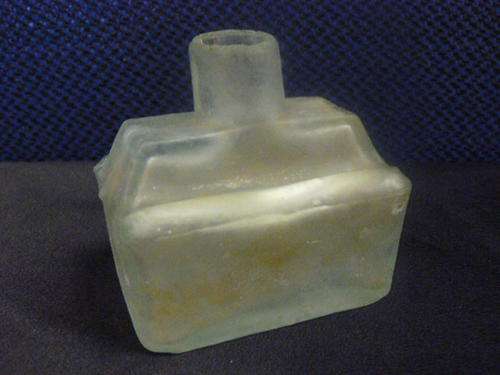 VINTAGE INK BOAT BOTTLE WITH PEN REST