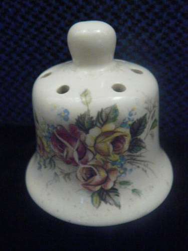 PORCELAIN POT POURRIE BELL