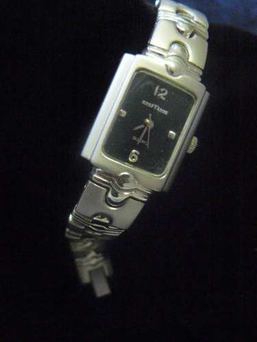 QUARTZ LADIES WATCH WORKING