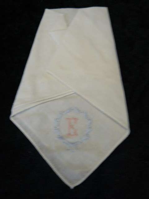 VINTAGE COTTON HANKIE WITH LETTER E