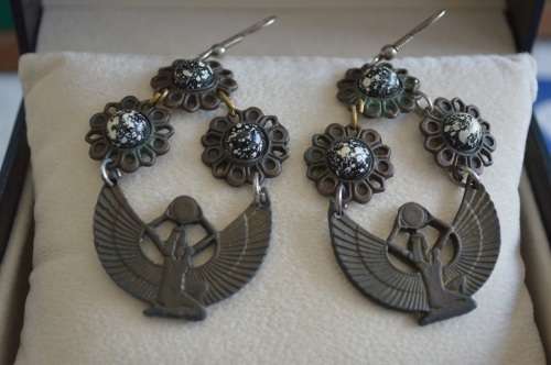 pretty Egyptian style earings