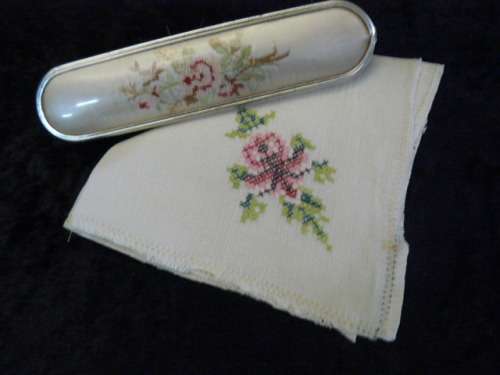 VINTAGE PETIT POINT BRUSH