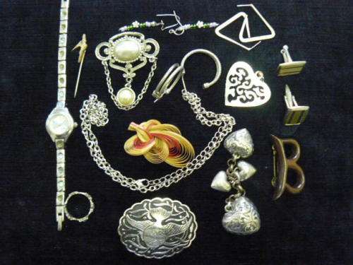 VINTAGE JEWELERY LUCKY DIP ALL SORTS !!!