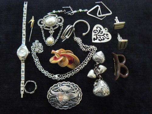 VINTAGE JEWELERY LUCKY DIP ALL SORTS !!!