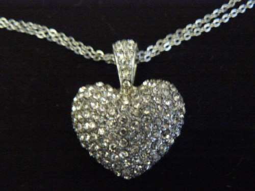 SILVER TONE HEART NECKLACE AND PENDANT
