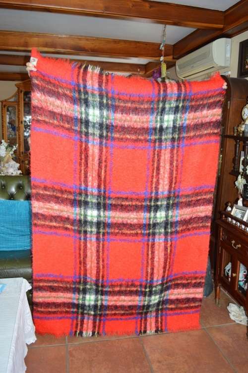 LARGE HAND woven, excellent quality MOHAIR blanket LIKE NEW !@!@!@! REDUCED