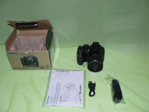 FUJIFILM FINEPIX S4000