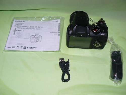 FUJIFILM FINEPIX S4000