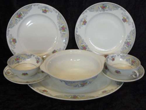 MADDOCK ENGLAND SETTING FOR TWO LOVELY SET