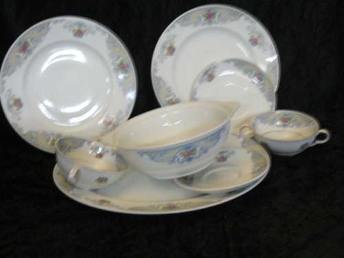 MADDOCK ENGLAND SETTING FOR TWO LOVELY SET