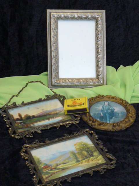 LOT OF FRAMES