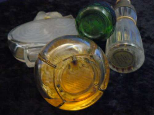 COLLECTABLE GLASS PERFUME BOTTLES