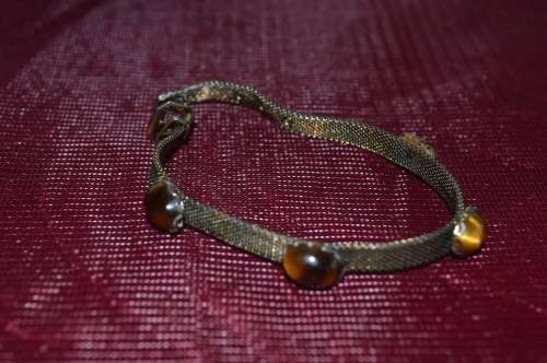 Lovely dainty tigers eye bracelet Very fine AND UNUSUAL 111