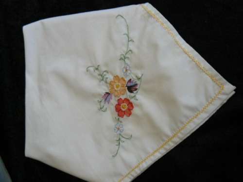 SET OF 4 X COTTON NAPPKINS OR SERVIETTES