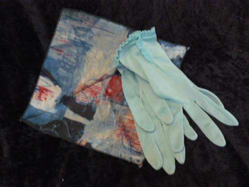 SILKY HANKIE AND NYLON VINTAGE GLOVES