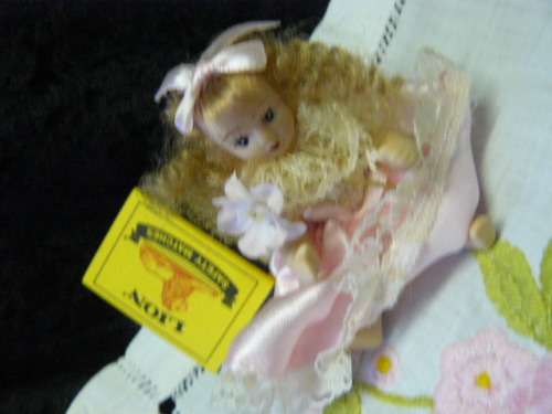 DAINTY AND PRETTY FLOWER FAERIE - MOVING LIMBS DOLL FIGURINE