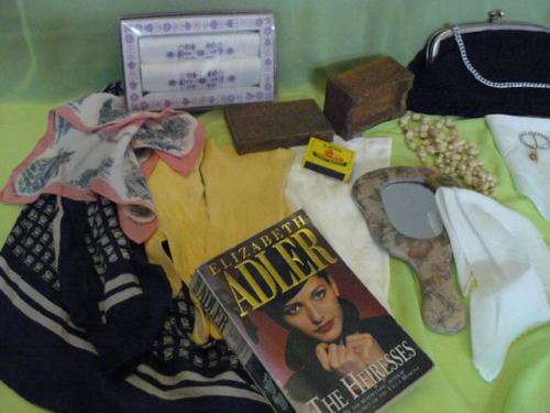 MIXED LOT FOR THE LADIES !@! HANKIES, GLOVES, BAG, WOODEN TRINKET, NOVEL ODDS AND ENDS !@!.......