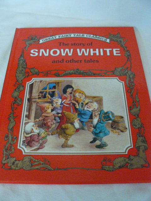 SNOW WHITE GREAT FAIRY TALE CLASSICS HARD COVER BOOK WITH PICTURES 55 P