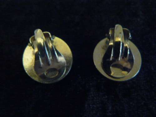 CLIP ONS