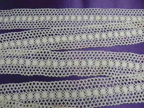 VINTAGE COTTON CROCHETED EDGE 3.5 METERS LONG WHITE REDUCED