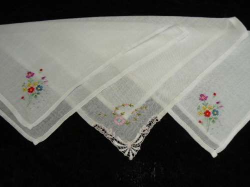 VINTAGE COTTON EMBROIDERED HANKIES X 3
