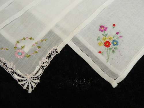 VINTAGE COTTON EMBROIDERED HANKIES X 3