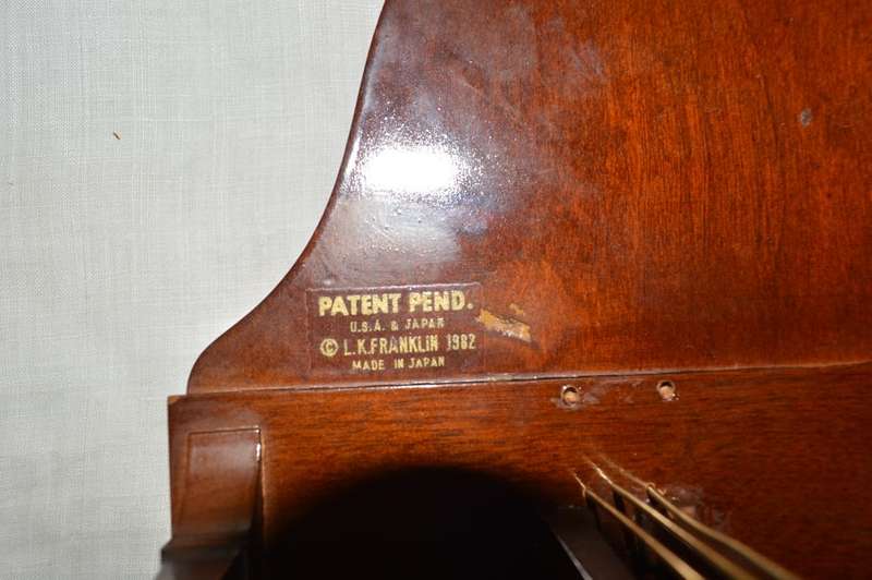RADIO !@!@! WORKING !!! minature piano L.K. Franklin !