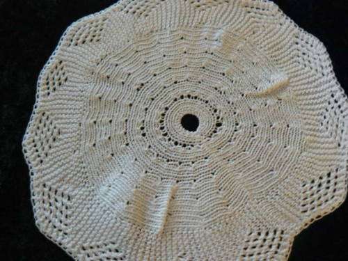 VINTAGE COTTON HAND KNITTED DOILLIE 21 CM