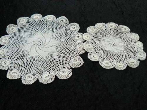 2 X VINTAGE COTTON HAND CROCHETED DOILIES VERY FINE