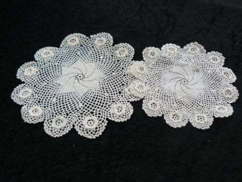 2 X VERY FINE HAND CROCHETED DOILIES VINTAGE