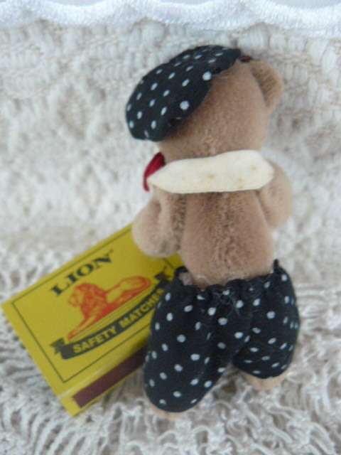 MINIATURE COLLECTABLE TEDDY