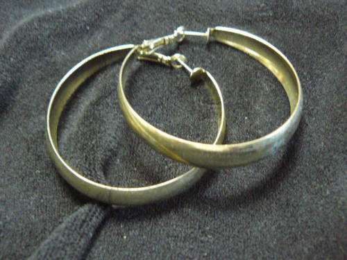 LARGE HOOP GOLD TONED EARRINGS