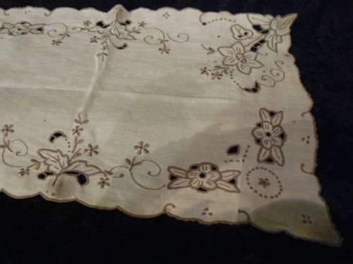 LOVELY TRAY CLOT COTTON